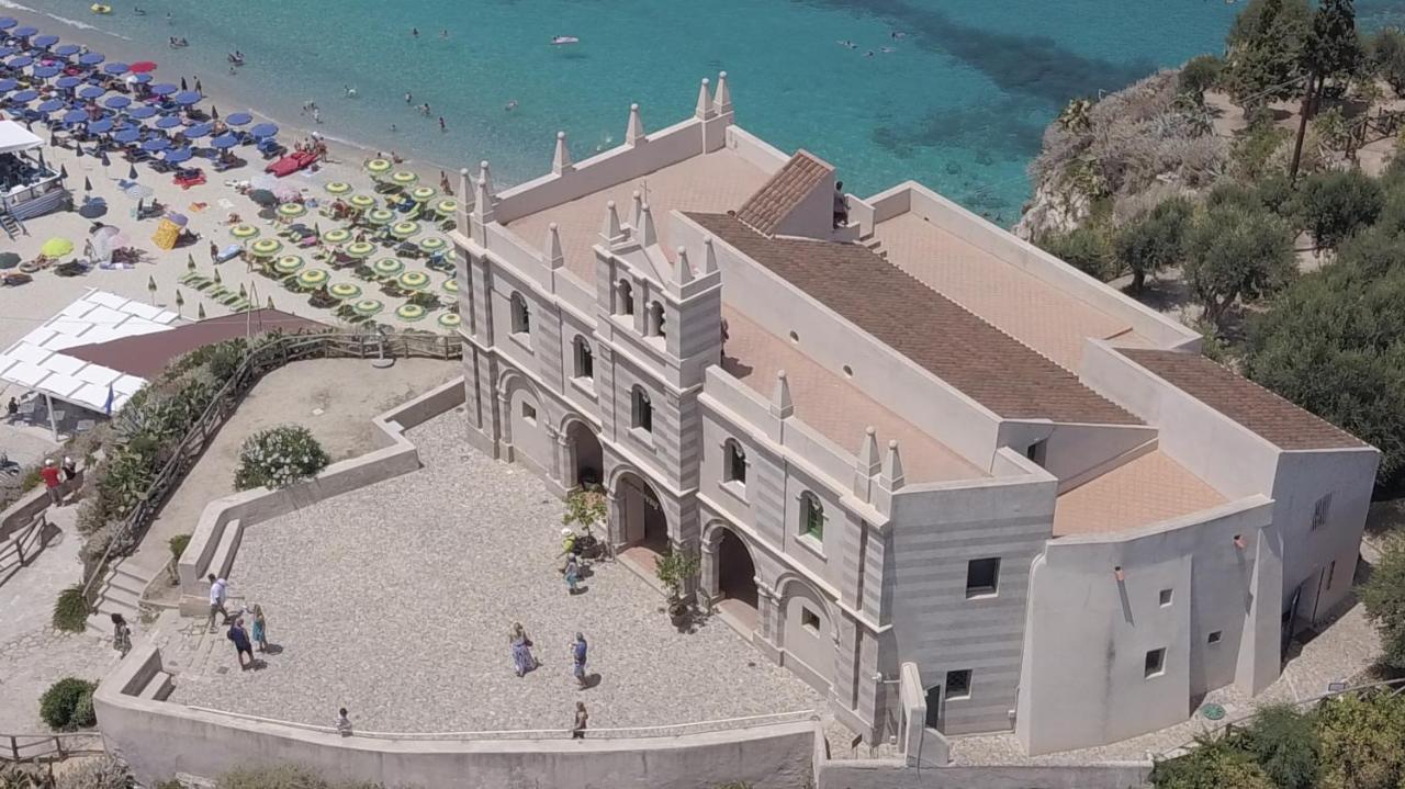 Villa Kore, Capo Vaticano Exterior foto