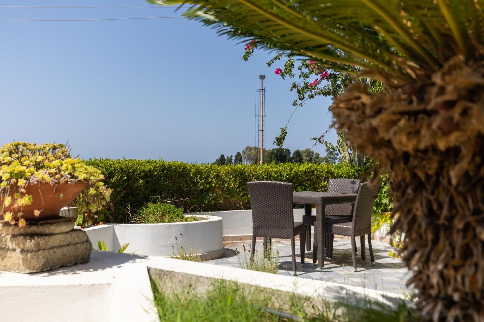 Villa Kore, Capo Vaticano Exterior foto